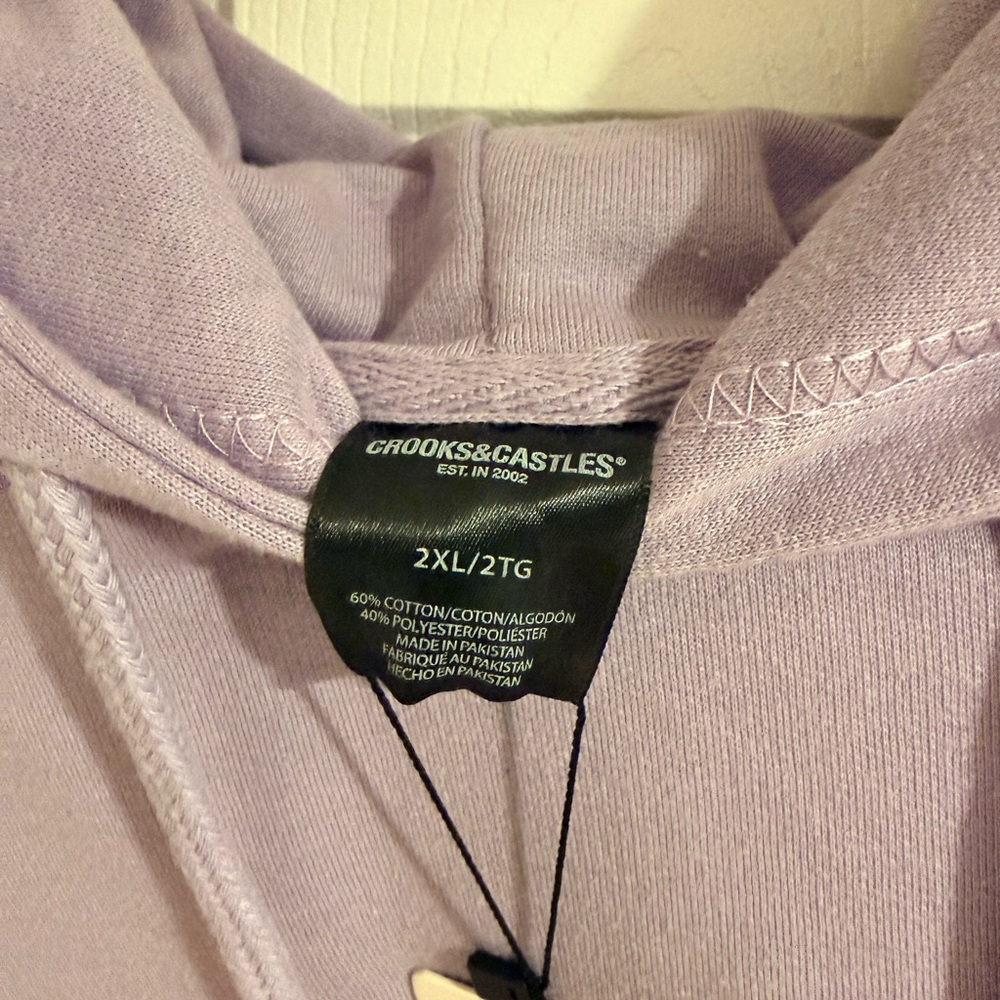 Lavander Purple Hoodie with Skull Logo - Picture 5 of 6